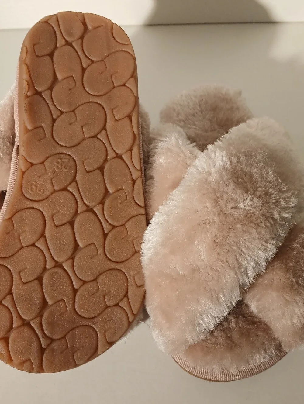Plush Cross-Band Women’s Slippers in Beige